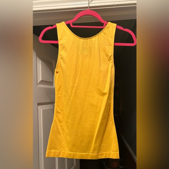 Yellow Off-Shoulder Ruffle Sleeve Top - Picture 5 of 6